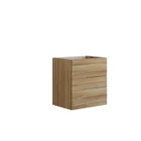 Nordiskt badrum i trä med vackra runda speglar med svarta kanter och gott om förvaring i badrumsmöblerna