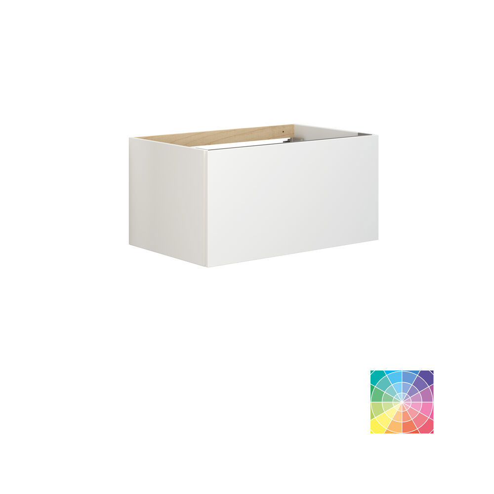 Stilfull badrumsinspiration med beige tvättställsskåp med innerskiva, överskåp, öppen hylla, ovalt spegel med belysning, matchande pendellampor, hylla under spegeln och vägghängd toalett. Väggar med ljusa, avlånga kakelplattor