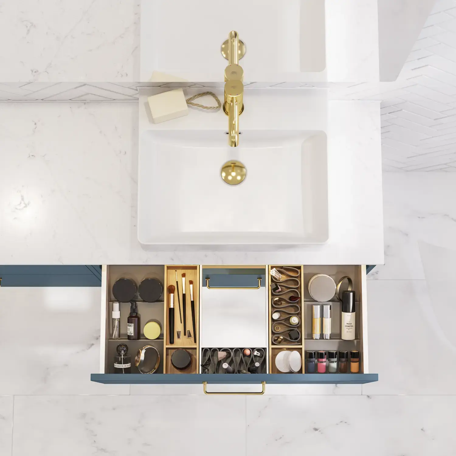 Badrumsinspiration med badrumsmöbler i modern blå färg, elegant fristående handfat och stor fyrkantig spegel med belysning, vita fiskbensplattor ger ett stilrent och klassiskt uttryck